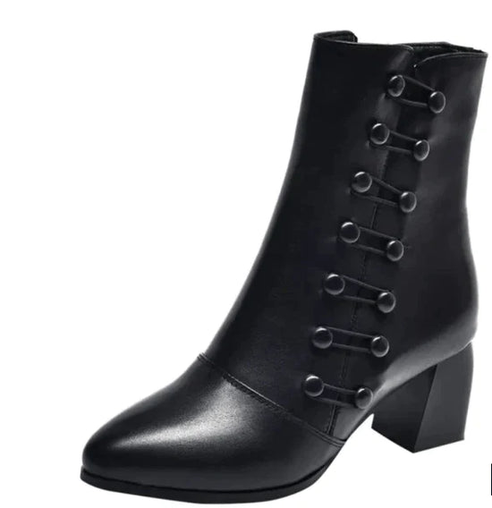 Bota Italiana Cano Curto Em Couro Ecológico Premium